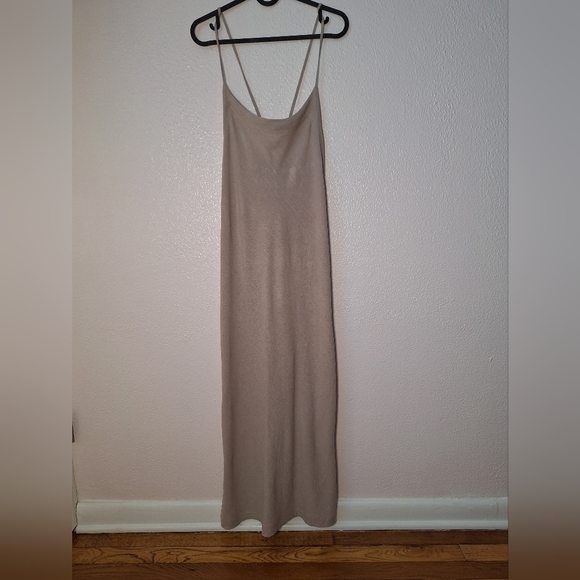 Dresses & Skirts - SPLENDID Chic Tan Maxi Dress
